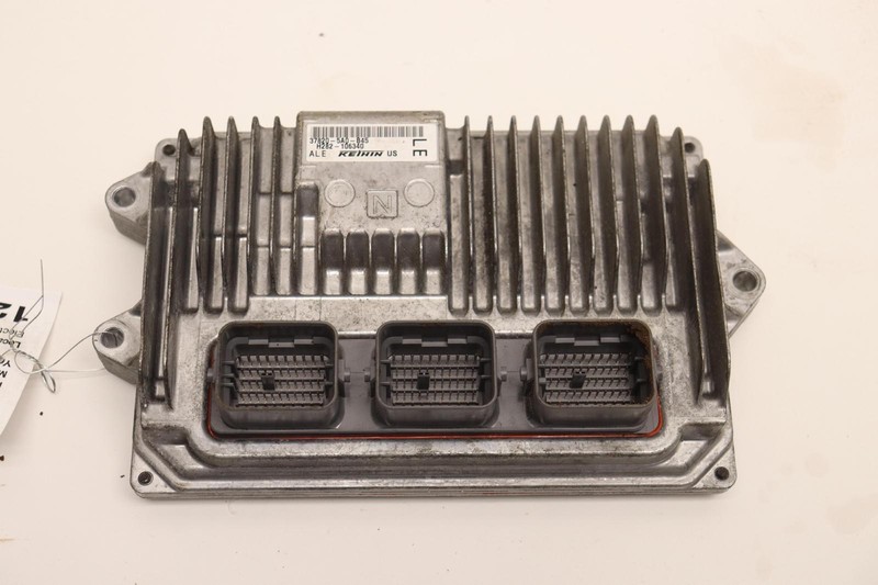 2016-2017 HONDA ACCORD SEDAN A/T LX 2.4L ECM ENGINE COMPUTER MODULE BRAIN OEM