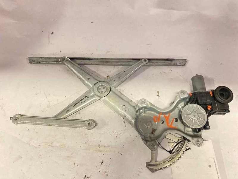 Front Door Regulator TOYOTA CAMRY Left 18 19 20 21 22 23 24