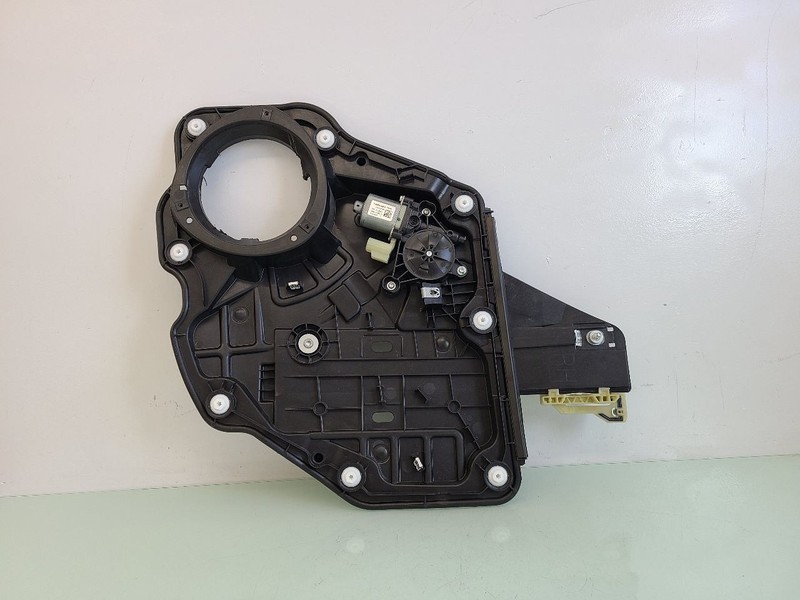 Passenger Right Rear Window Regulator Fits 20-24 CORSAIR 586477