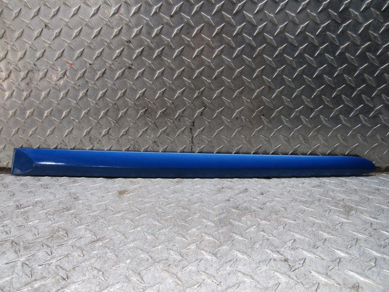 2004-2009 KIA SPECTRA SEDAN 2.0L RIGHT PASSENGER REAR DOOR MOUDING TRIM BLUE