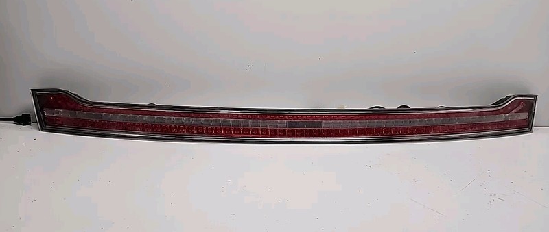 DP53 13B433 AG I 2013 - 18 LINCOLN MKZ TRUNK CENTER TAIL LIGHT LED OEM Tested