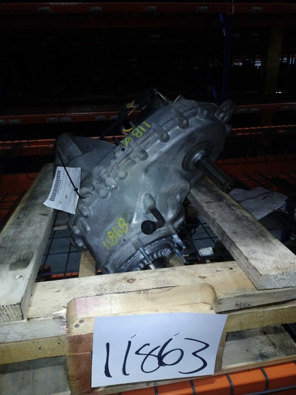 2017 RAM DODGE 1500 Pickup 4WD Transfer Case Assembly OEM 120K Miles Silver