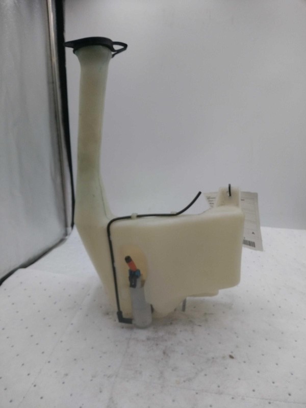 2007 Saturn SKY Washer Fluid Reservoir OEM 2.40L Silver 59K Miles NJ25-26258