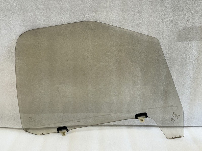 1991-1997 TOYOTA PREVIA RIGHT PASSENGER FRONT DOOR GLASS WINDOW SOLAR BRONZE