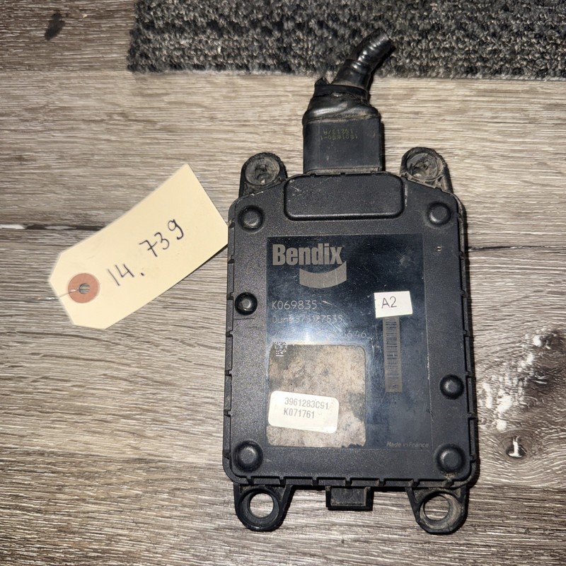BENDIX WINGMAN ADVANCED ADAPTIVE CRUISE RADAR UNIT - P/N: K069835575127535