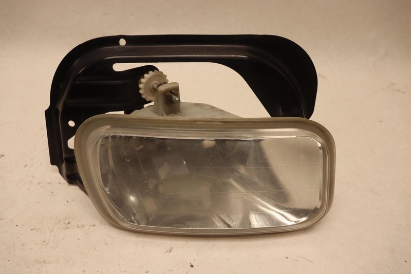 2009-2012 DODGE RAM 1500 FRONT LEFT DRIVER SIDE BUMPER FOG LIGHT LAMP OEM