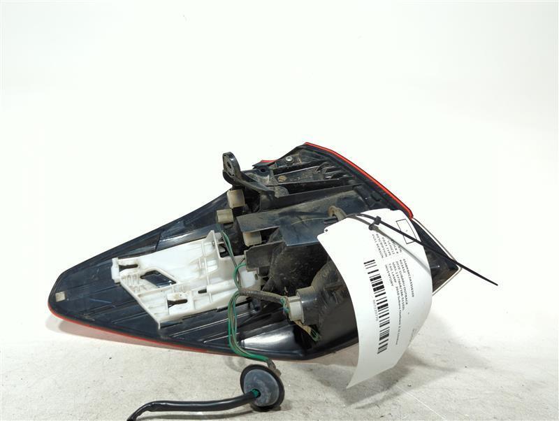 2010 Subaru Legacy LH Blue Tail Light Assembly OEM 252581, 150K Miles