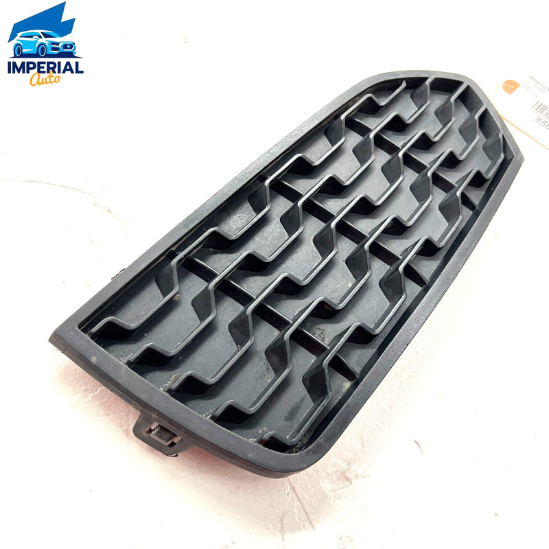 BMW M240xi F23 2017 - 2021 FRONT LEFT DRIVER SIDE FOGLIGHT COVER GRILLE OEM