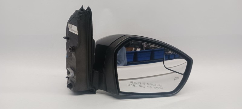 17-'19 FORD ESCAPE Right Passenger Door Mirror Heated OEM Paint Code G1