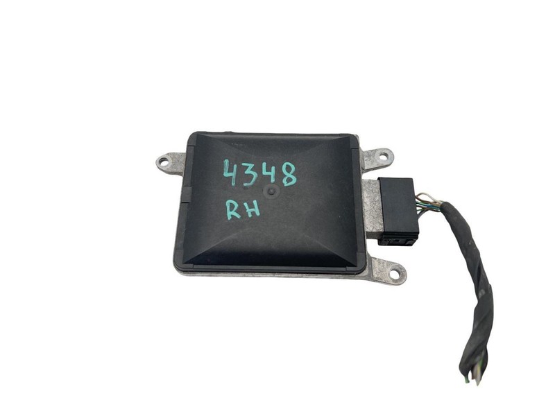 2008-2016 BMW 750i Right Passenger Side Blind Spot Alert Radar Module