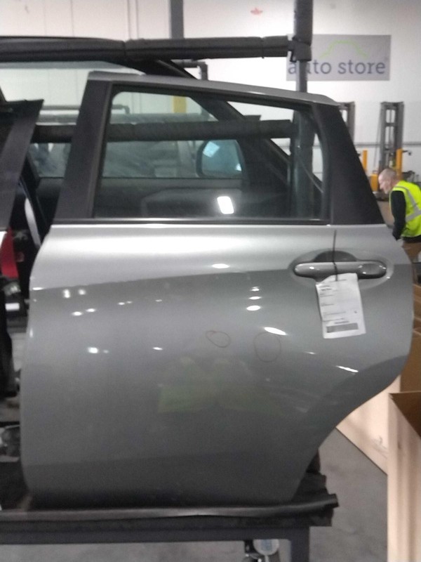Nissan Versa 2015 Left Rear Door SILVER 129041 8620