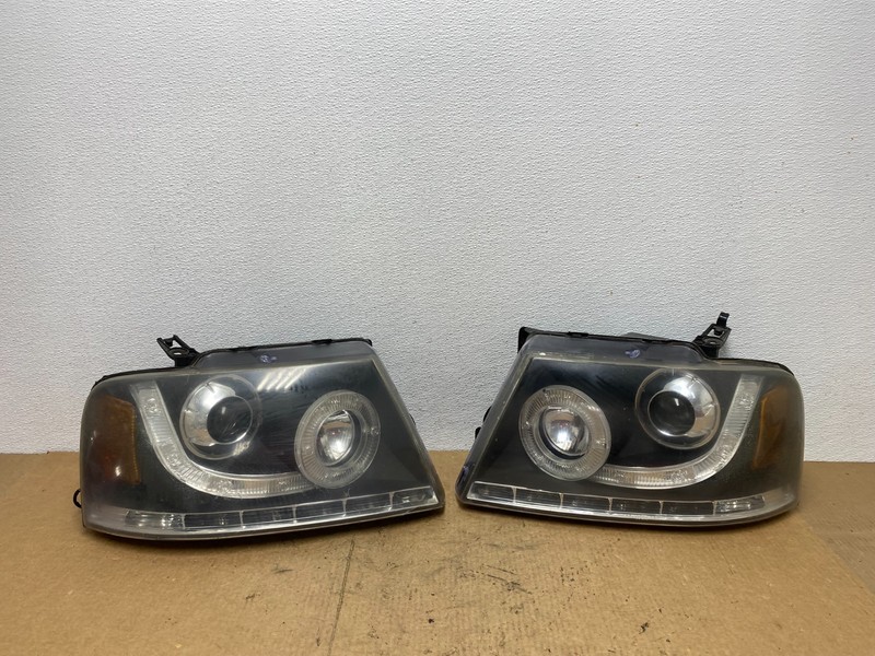 2004 to 2008 Ford F150 F-150 Left+Right Set Side LED Headlights AC3550 DG