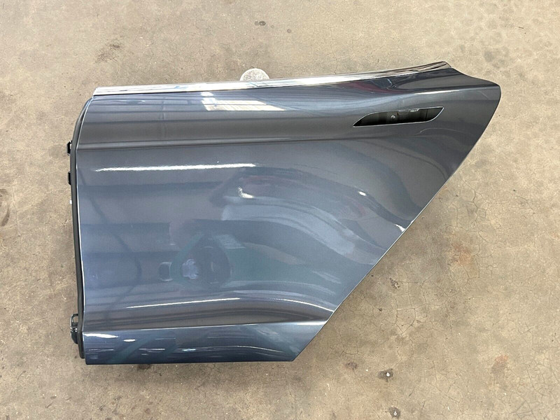 ⭐2012-2016 TESLA MODEL S REAR LEFT DRIVERS EXTERIOR DOOR PANEL GRAY OEM LOT2509