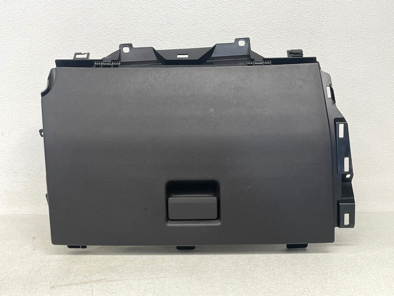 ⭐2015-2019 LAND ROVER DISCOVERY SPORT DASHBOARD GLOVEBOX COMPARTMENT OEM LOT2605