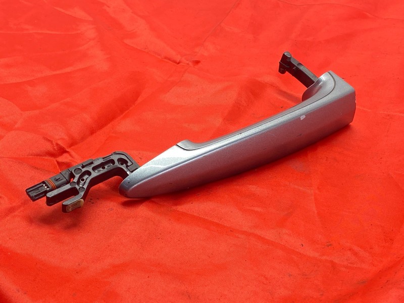 BMW F22 E92 F36 2 3 4 Series Right Passenger Door Handle Comfort Access Gray OEM