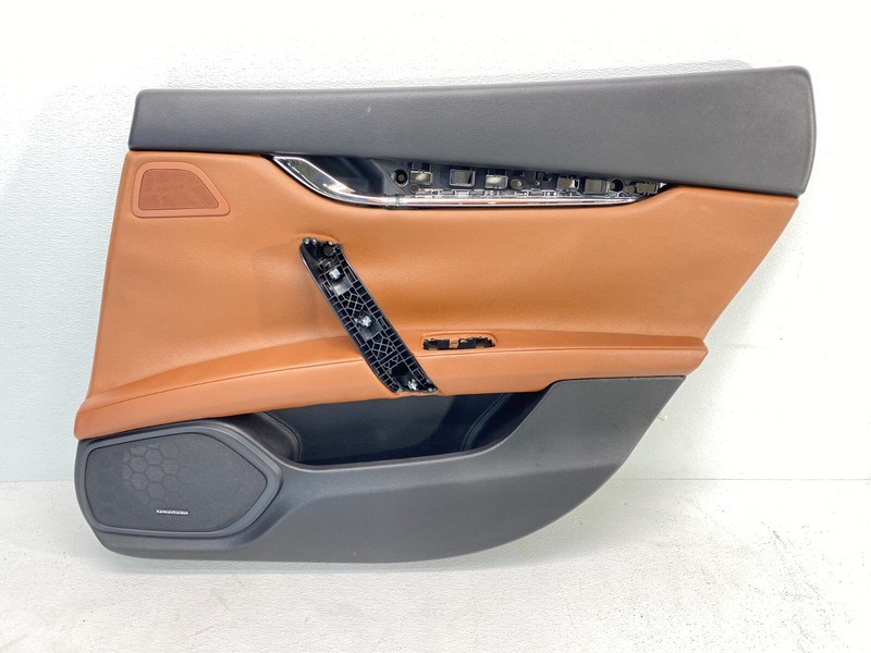 14-21 Maserati Quattroporte Right Right Passenger Door Panel Cover Brown OEM✅