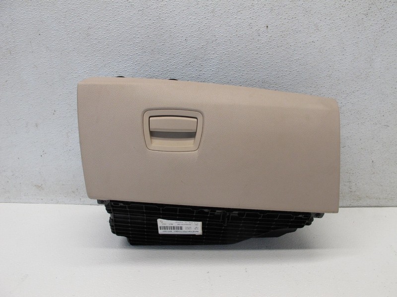 11-16 BMW F10 528i 535i 550i GLOVEBOX DASH GLOVE BOX COMPARTMENT STORAGE 102523