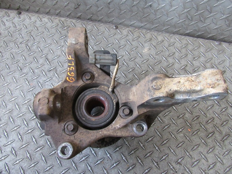 03 04 05 CHEVROLET VENTURE LEFT DRIVER FRONT SPINDLE KNUCKLE