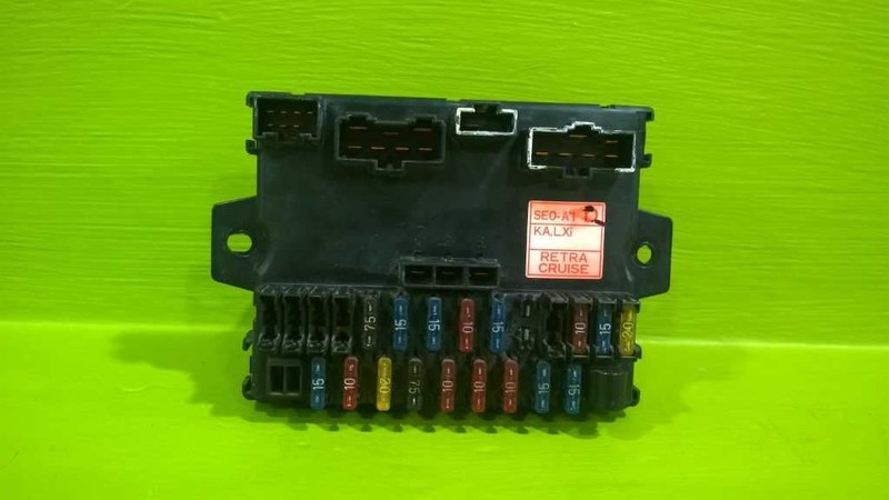 89 ACCORD INTERIOR FUSE RELAY BOX OEM 3657-28