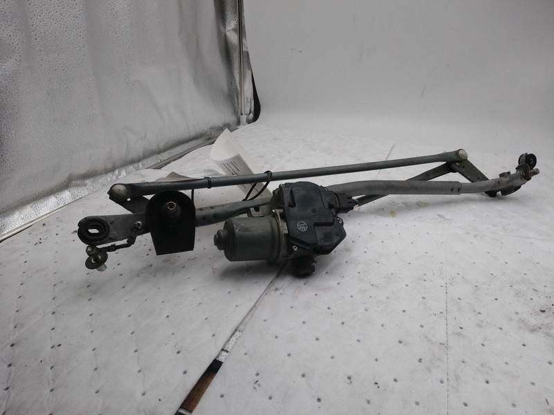 Used Windshield Wiper Motor fits: 2020 Toyota CamryGrade A