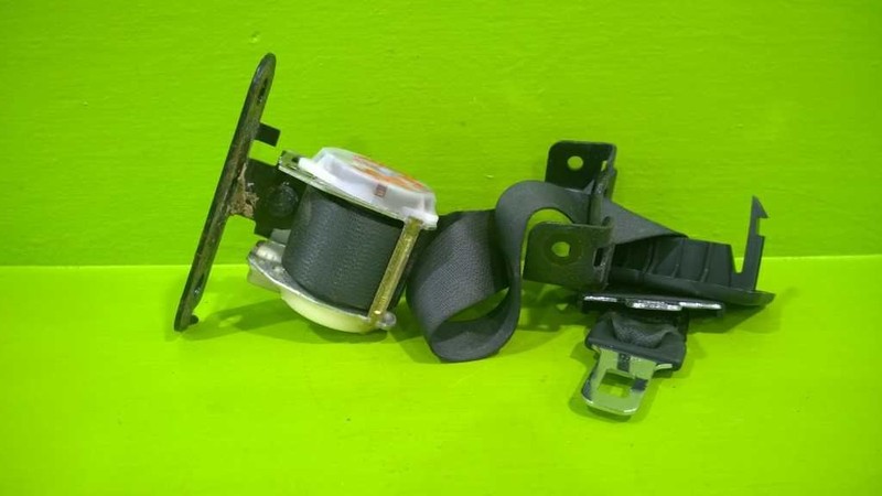 02 03 04 05 DODGE RAM 1500 3.7L AT CENTER FRONT SEAT BELT RETRACTOR OEM 2576-26