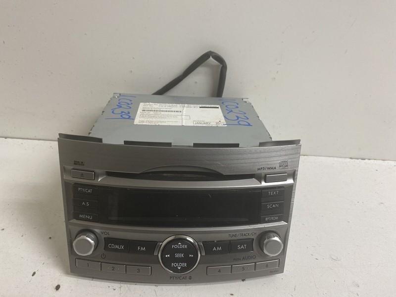 2010-2011 Subaru Legacy Radio Stereo AMFM Satellite Disc CD Player 86201AJ64A