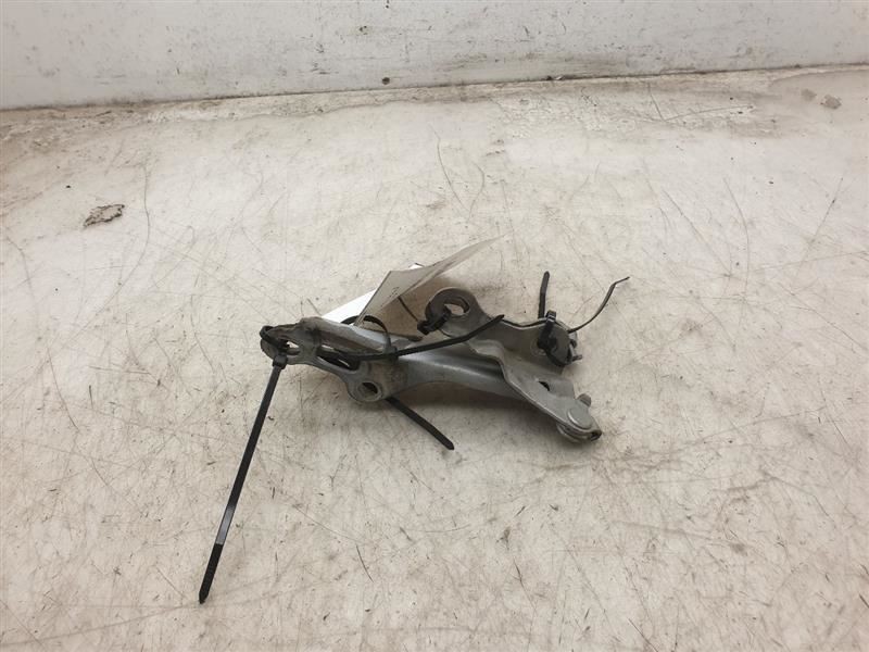 01-04 TOYOTA TACOMA LEFT AND RIGHT SIDES HOOD HINGES