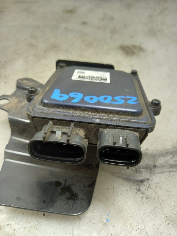 Chassis ECM Fuel Pump Left Hand Quarter Mounted Fits 17-23 TACOMA