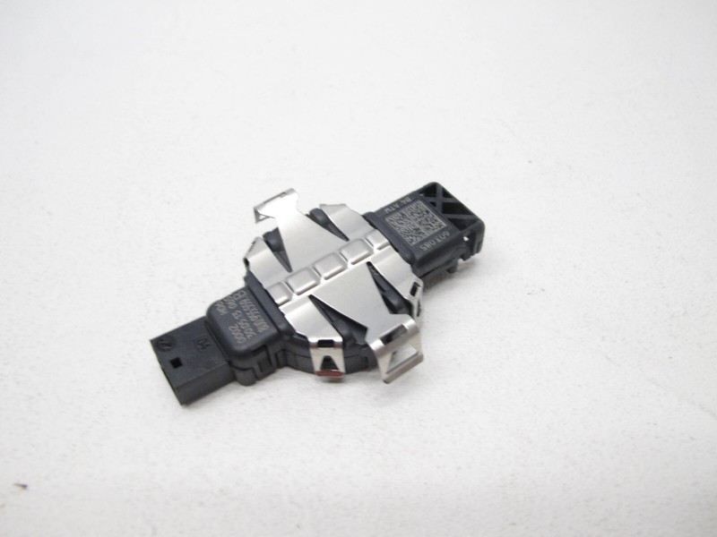 08-17 AUDI C7 A6 A7 A8 A5 S5 S6 S7 S8 WINDSHIELD WIPER RAIN SENSOR OEM 041524