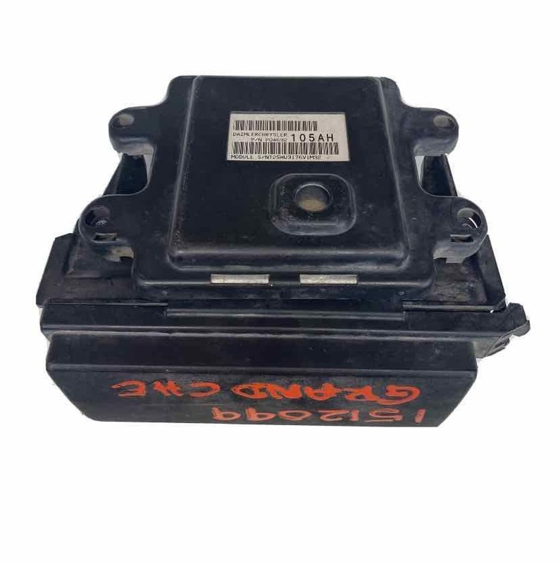 2007 JEEP GRAND CHEROKEE POWER SUPPLY ENGINE FUSE BOX ASSY OEM 04692105AH