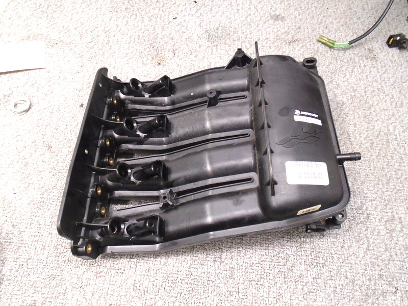 OEM INTAKE MANIFOLD w THROTTLE BODY ASSY 877829T01, 877831A02 MERCURY 35-60HP