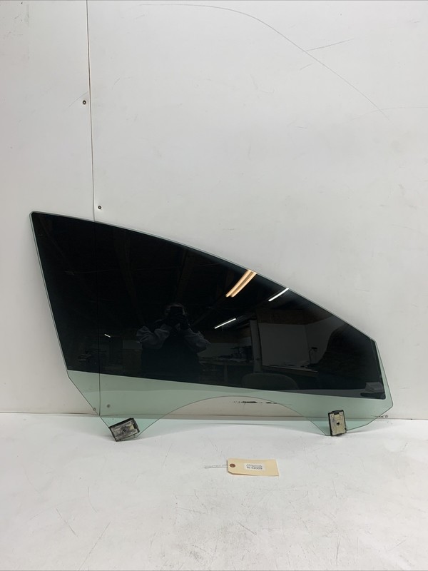 ⚡️17-20 Tesla Model 3 Front Right Door Window Glass 43R-004530 42009 S1