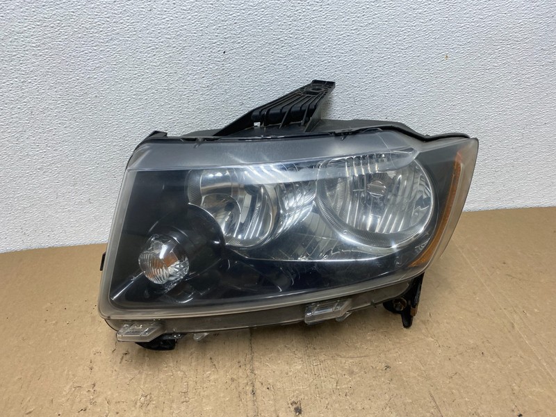 2011 to 2013 Jeep Grand Cherokee Halogen Left Driver Lh Headlight Oem AC6054 DW