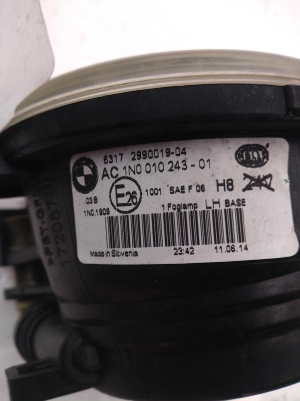 2015 BMW X1 Right Fog Light Assembly Black OEM 617541 105K Miles