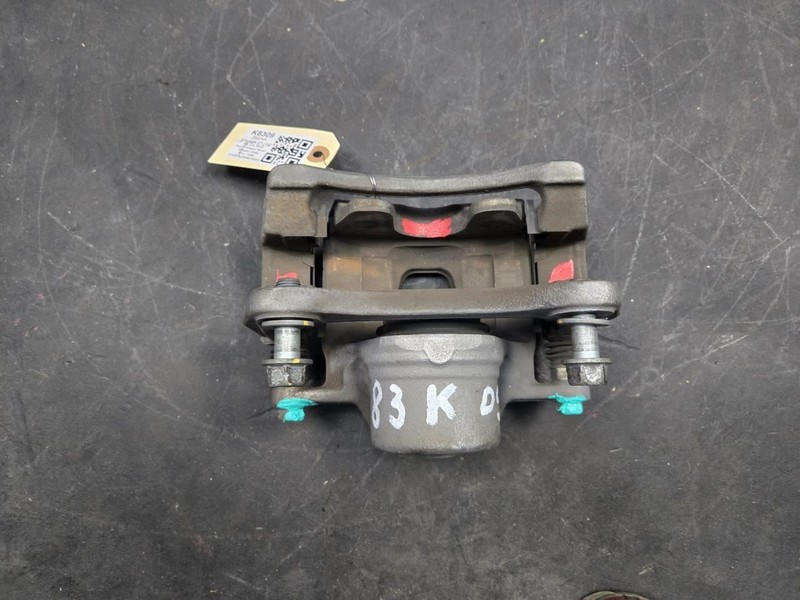 Front Right Brake Caliper 2022 Kia Stinger 58130-G9200 2023