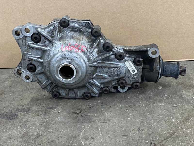 2017-2020 JAGUAR F-PACE FRONT DIFFERENTIAL DIFF AXLE CARRIER 3.0L OEM LOT668