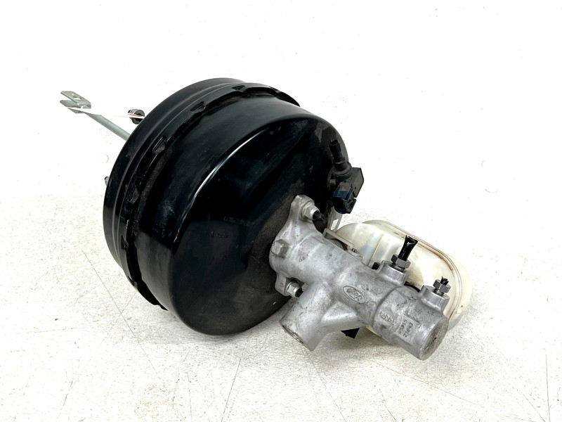 ⭐2010-2017 LINCOLN NAVIGATOR POWER BRAKE BOOSTER & MASTER CYLINDER OEM LOT2703