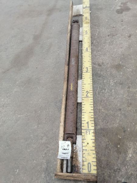 Rear Drive Shaft Classic Style 5 Lug Wheel Fits 13-20 DODGE 1500 PICKUP 1005496