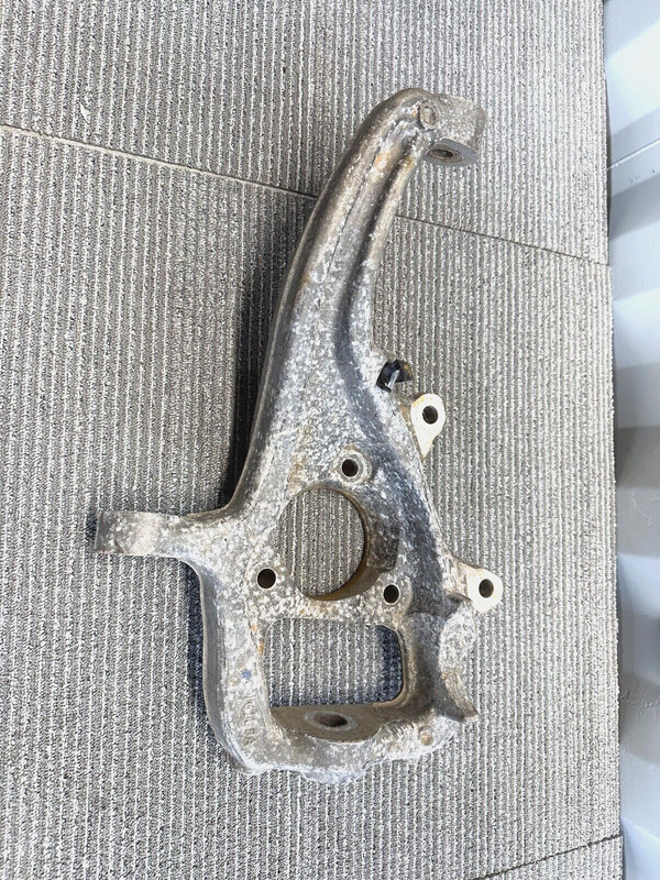 ✅2014-2022 clas RAM RH Front Knuckle, Right 4x4 Mopar 68286566AB 5 Lug Wheel OEM