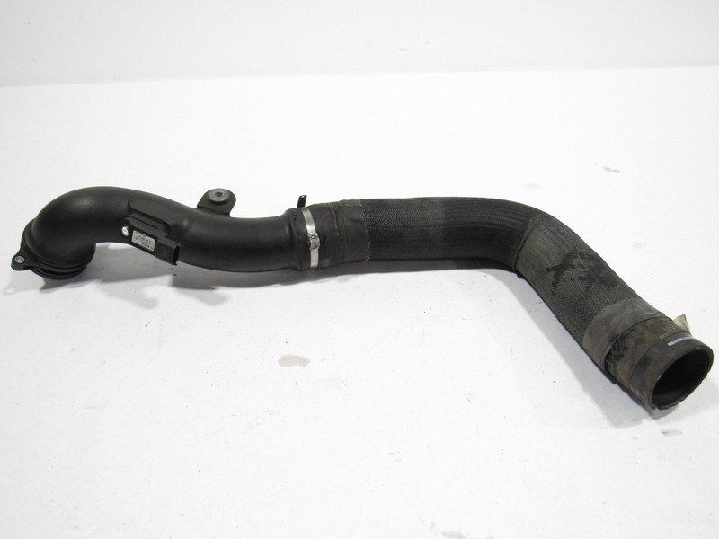 14-19 Maserati Quattroporte GTS 2016 3.8L Right Engine Air Hose Pipe Line ;:A