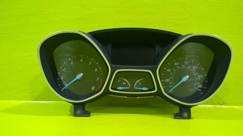 14 15 FORD ESCAPE SE 1.6L AT SPEEDOMETER CLUSTER 106K MILES OEM 2934-1
