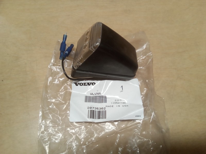 Volvo 20735362 Lamp (Damage See Distribution)