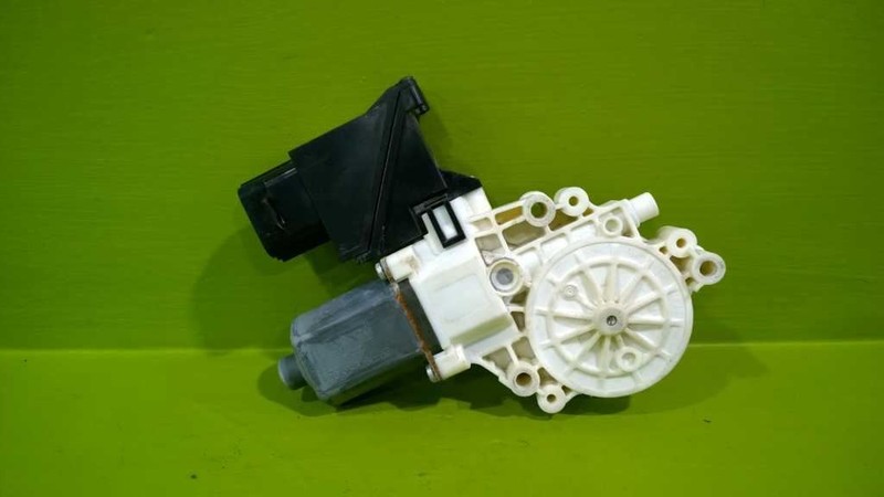 07-14 NAVIGATOR EXPEDITION DRIVER LEFT FRONT WINDOW MOTOR OEM 3343-23