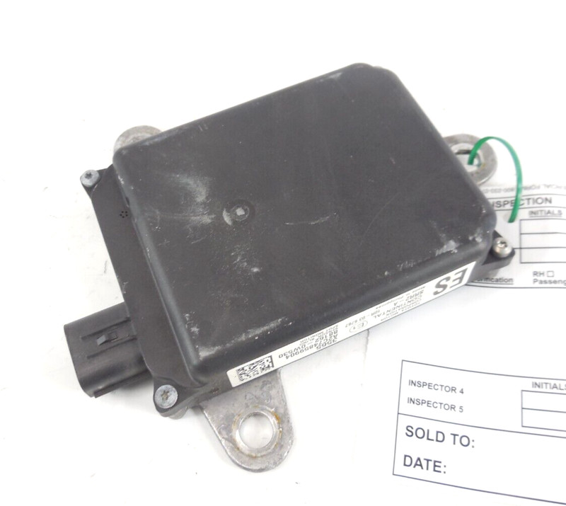 2017 17 Lexus ES300h Blind Spot Radar Sensor Control Module OEM 88162-0W530