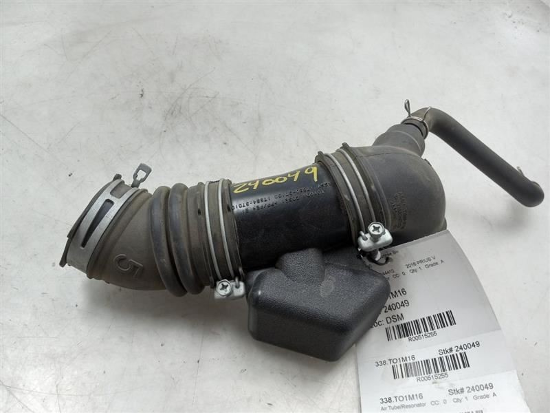 2016 TOYOTA PRIUS V 1.8L AIR CLEANER RESONATOR TUBE