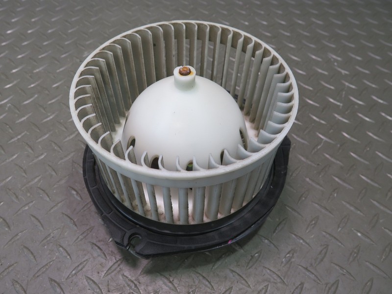 2004-2009 CADILLAC XLR A/C HEATER BLOWER MOTOR FAN 52494528