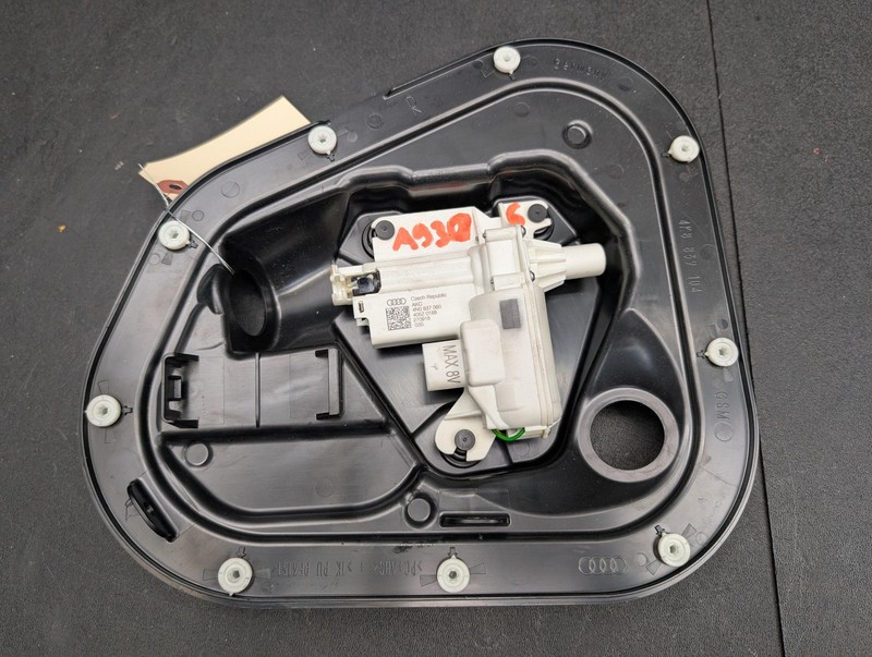 Rear Right Door Lock Actuator 2019 Audi A7 4N0837060 2020 2021 2022 2023 2024