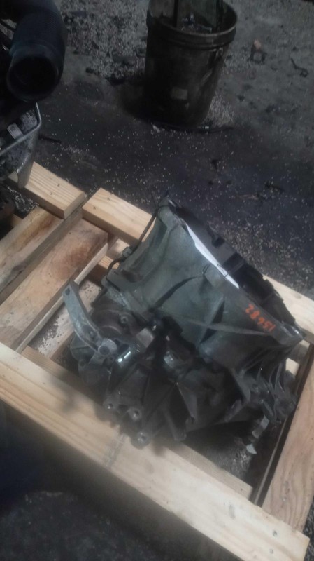 2015 MINI COOPER Manual Transmission Assembly OEM Black 91K Miles NJ25-15682