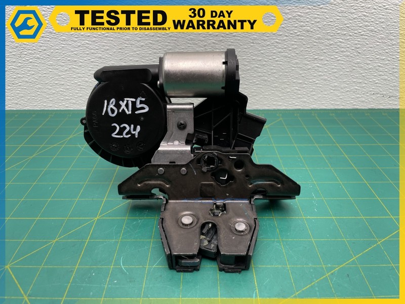 17-25 Cadillac XT5 POWER LIFTGATE TRUNK LID LOCK LATCH W/ MOTOR ACTUATOR OEM