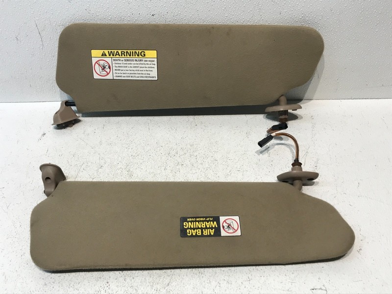 1997-2002 Ford Expedition Sun Visors Pair Left Right LH RH Mirrors Lights Beige